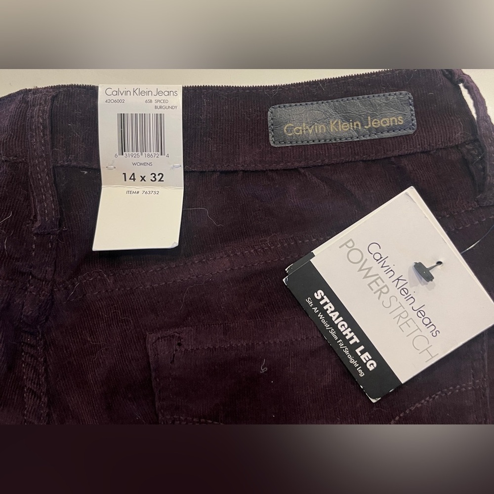 New Women’s Calvin Klein Burgundy Straight Leg Corduroy Jeans. Size 14 - Picture 2 of 6